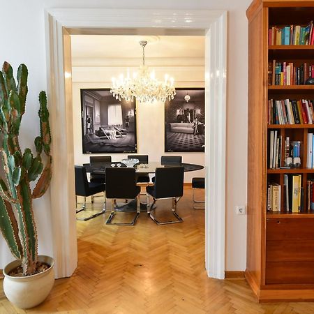 Neoclassical Luxury Apartment 卢布尔雅那 外观 照片