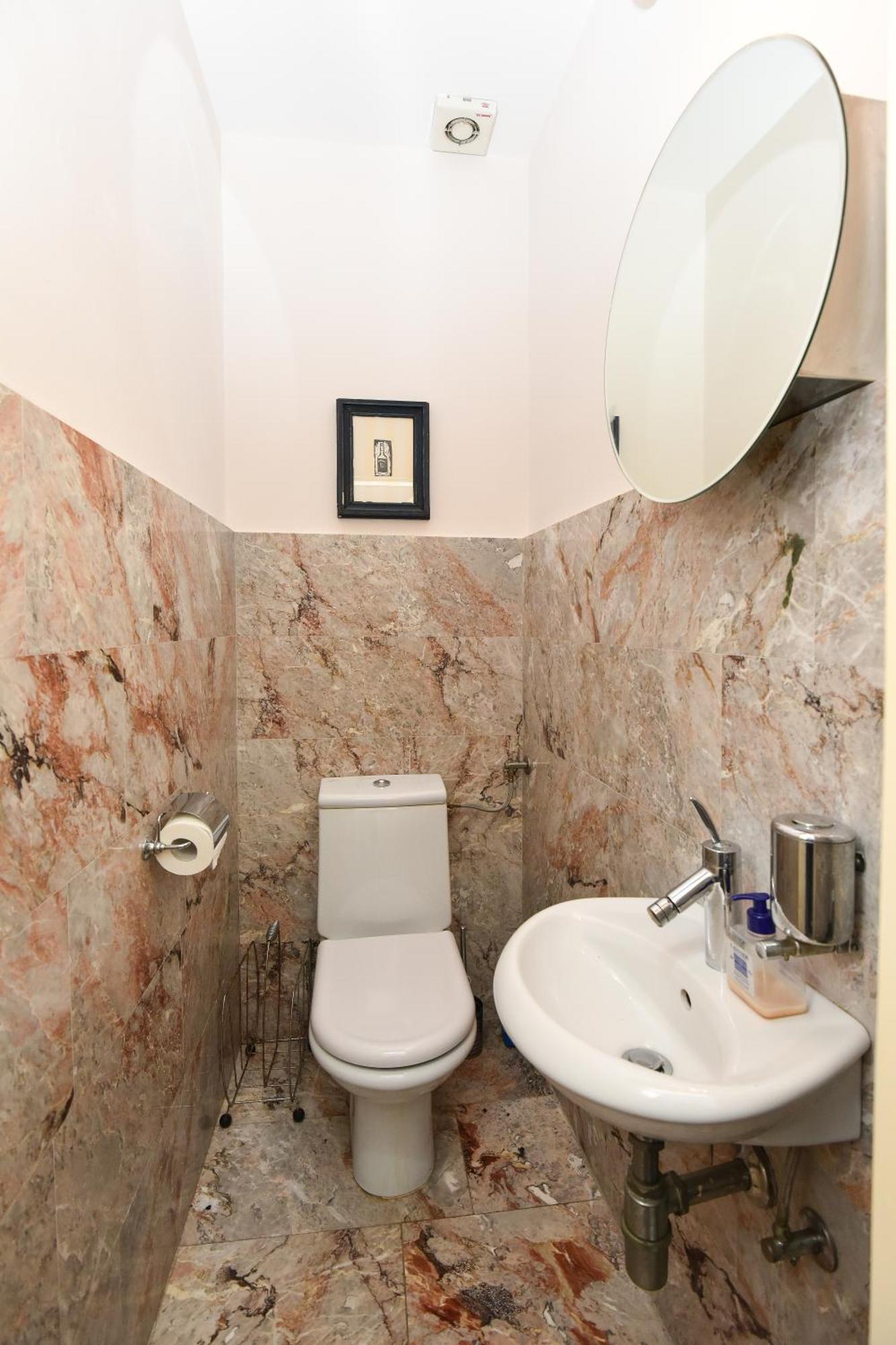 Neoclassical Luxury Apartment 卢布尔雅那 外观 照片