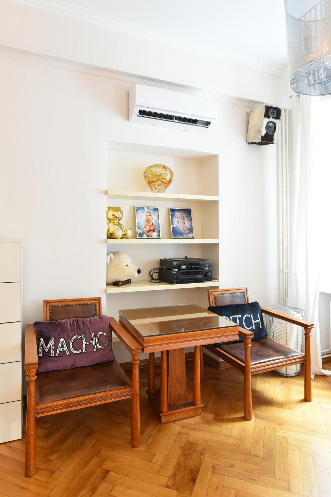 Neoclassical Luxury Apartment 卢布尔雅那 外观 照片